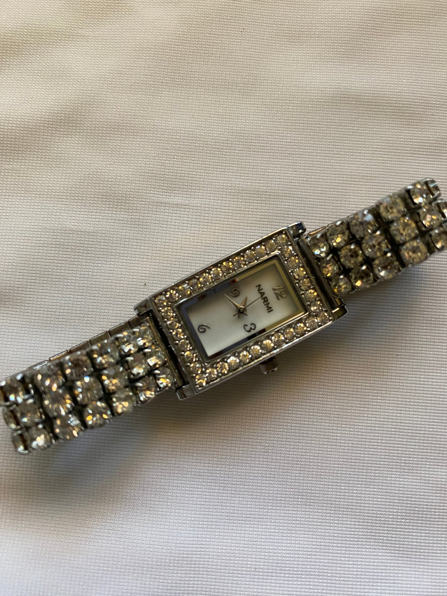 Narmi Rhinestone Expand Watch