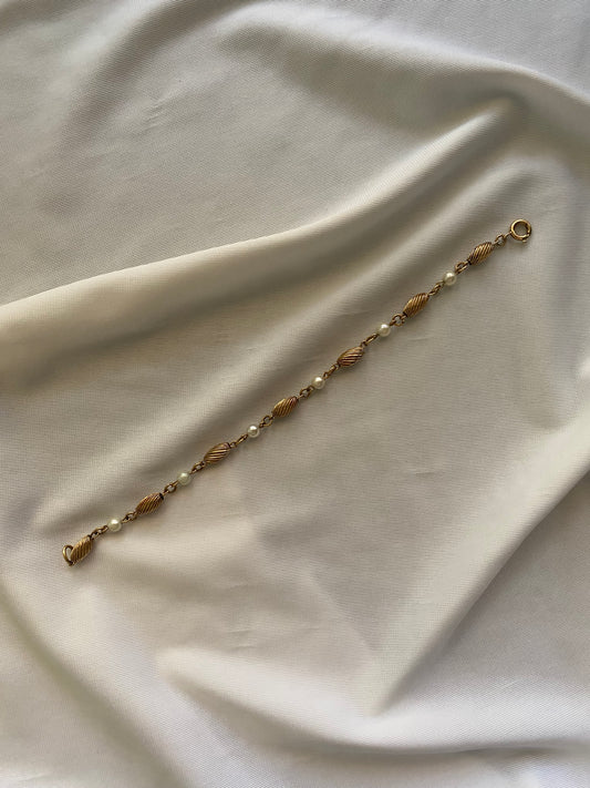 Pearl gold tone Bracelet