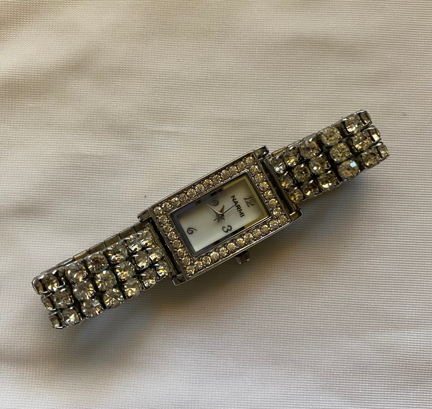 Narmi Rhinestone Expand Watch