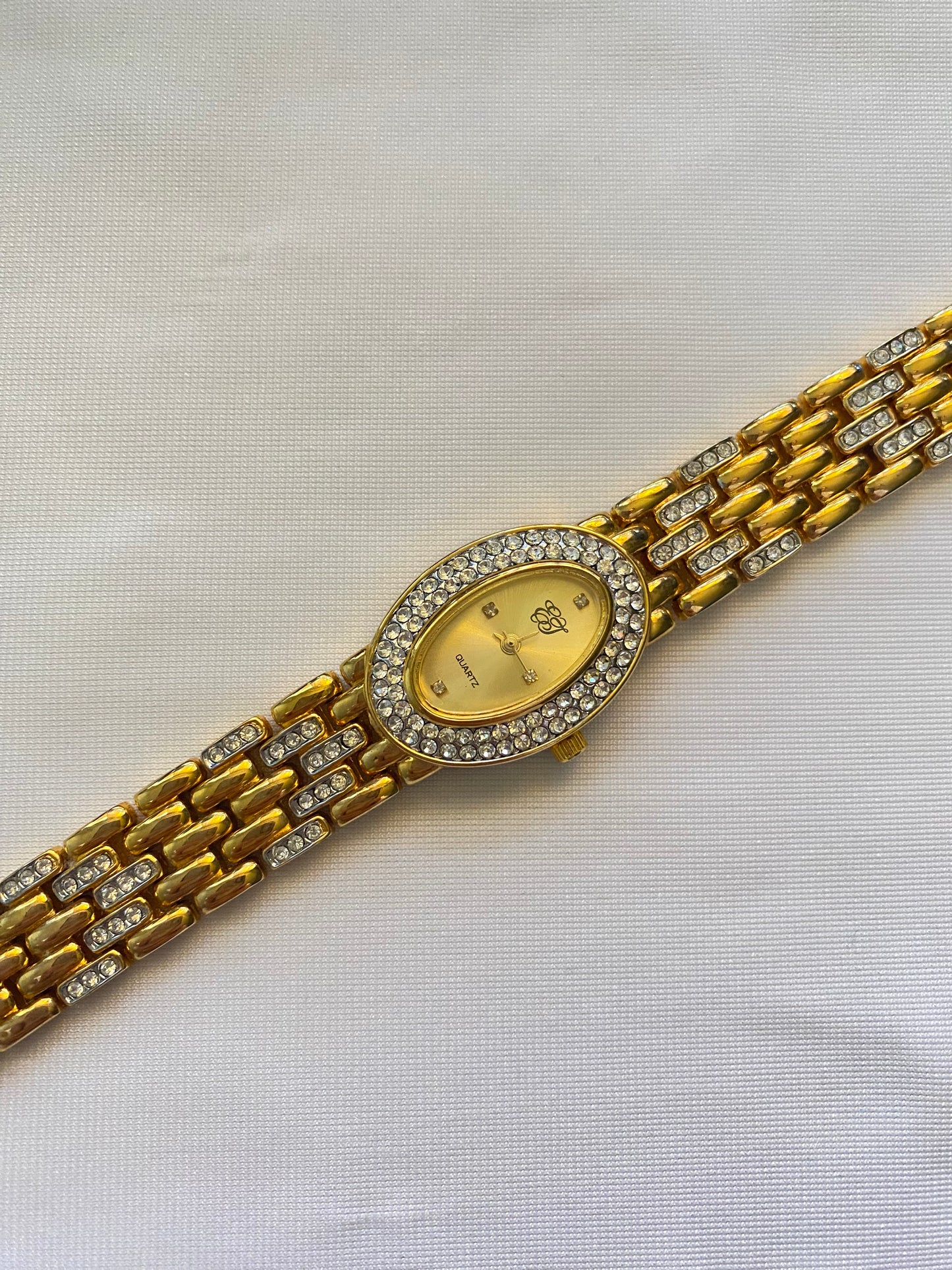 Elisabeth Taylor Gold Diamond Watch